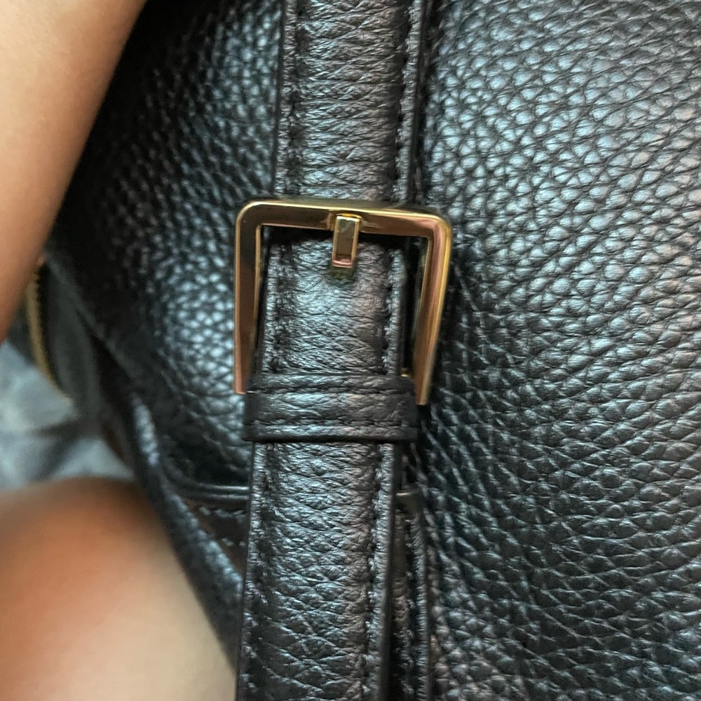 Calvin Klein Leather Backpack. - image 6